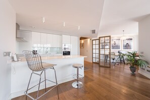 Leilighet (1 Bedroom) | Eget kjøkken | Kjøleskap, mikrobølgeovn, ovn og kokeplater