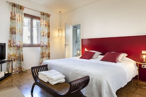 Apartment (4 Bedrooms) | View from room