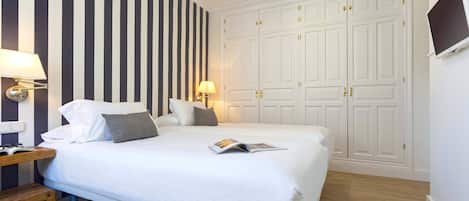 アパートメント (1 Bedroom) | 1 室のベッドルーム、アイロン / アイロン台、WiFi (無料)、ベッドシーツ