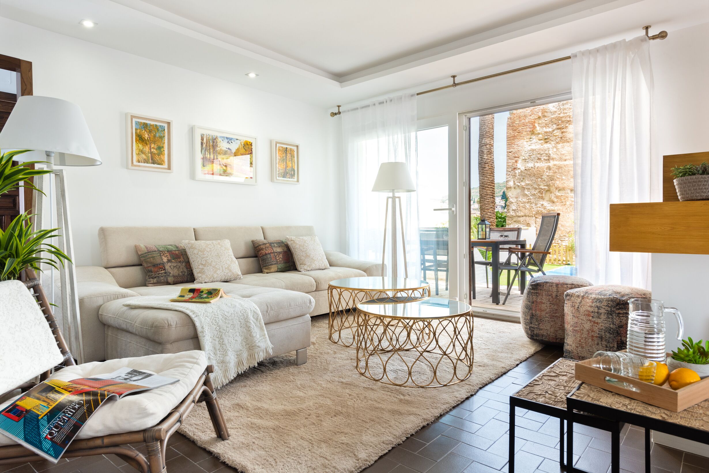 하우스 (5 Bedrooms) | 거실 | TV