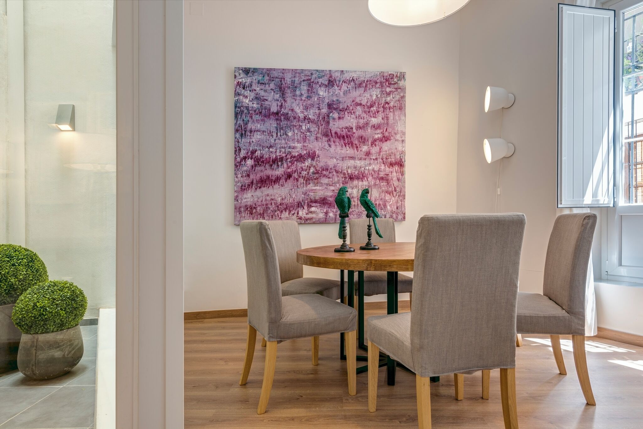 Huoneisto (2 Bedrooms) | Ruokailu omassa huoneessa