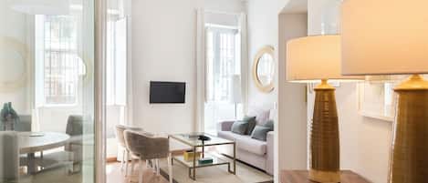 Apartment (2 Bedrooms) | Living area