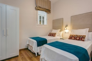 Apartment (2 Bedrooms) | 2 bedrooms, iron/ironing board, free WiFi, bed sheets