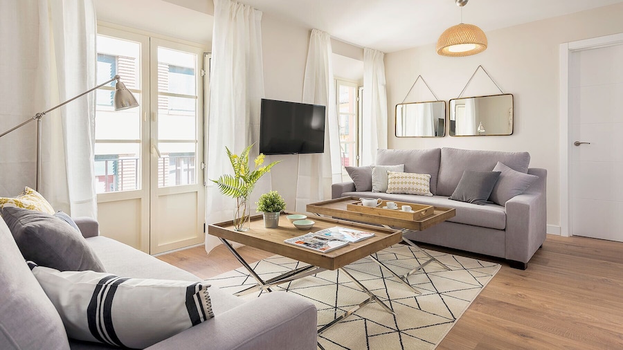 Genteel Home Picasso III