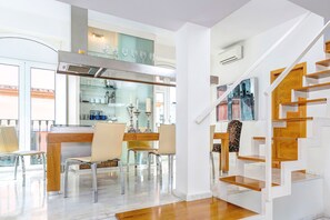 Apartment (1 Bedroom) | Interior