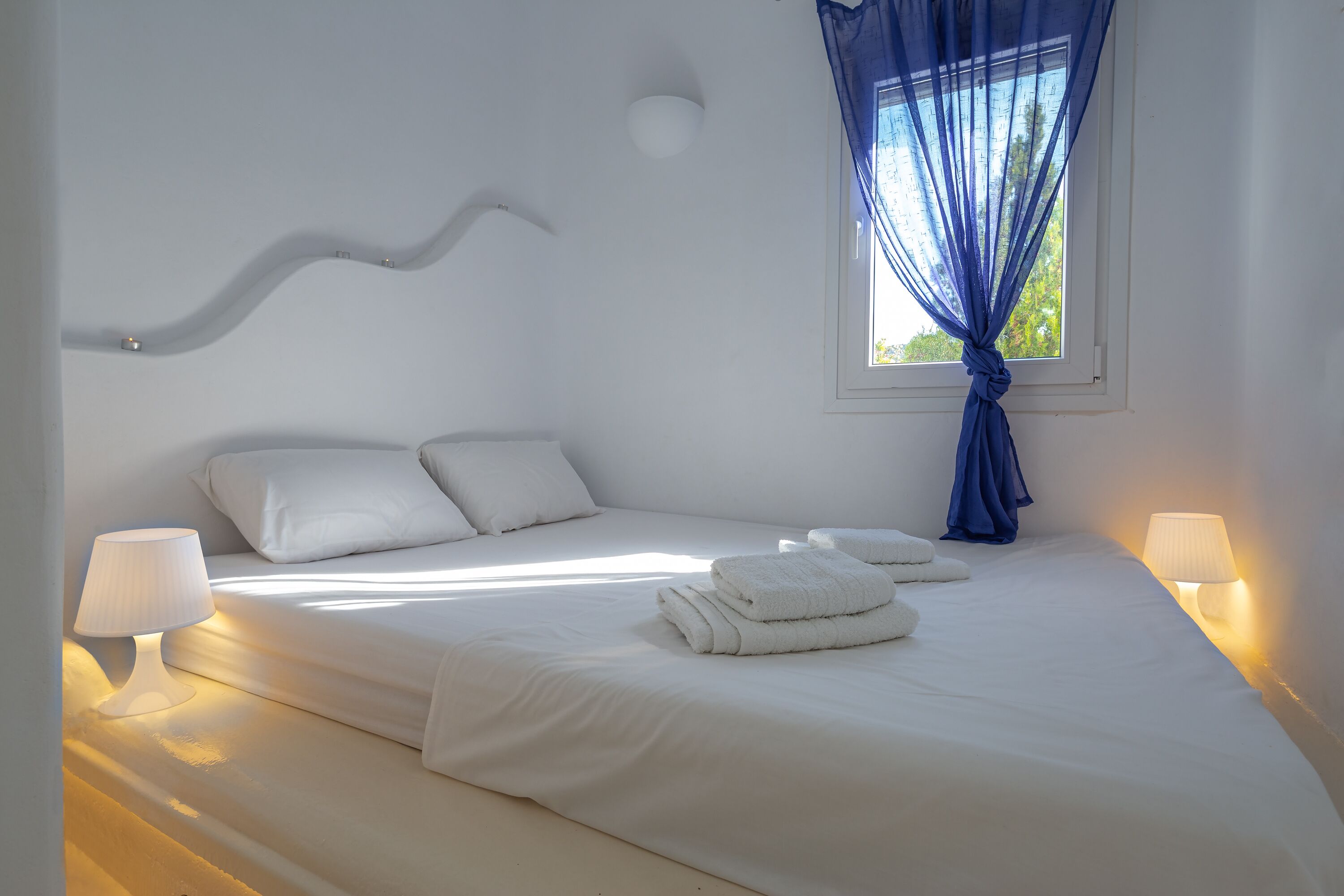 Enjoy your stay at Karystos Villas with a wonderfull view over the sea!
