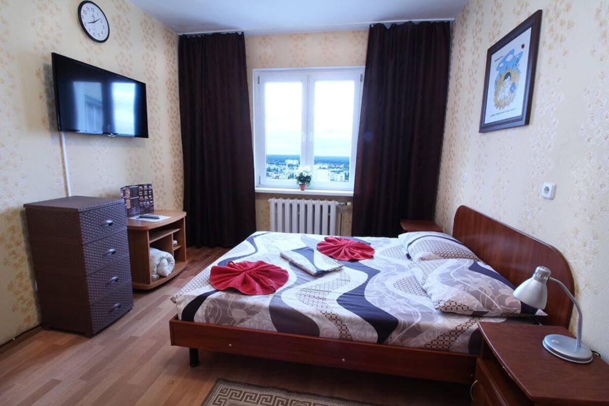 Double Room, Shared Bathroom | Desk, free WiFi, bed sheets