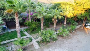 Garden - Bizim Cennet 2 Bedrooms (Datca)