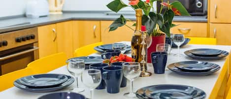 Classic-huoneisto | Ruokailu omassa huoneessa