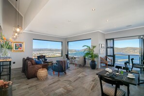 Smart TV - Somervreug (Knysna)