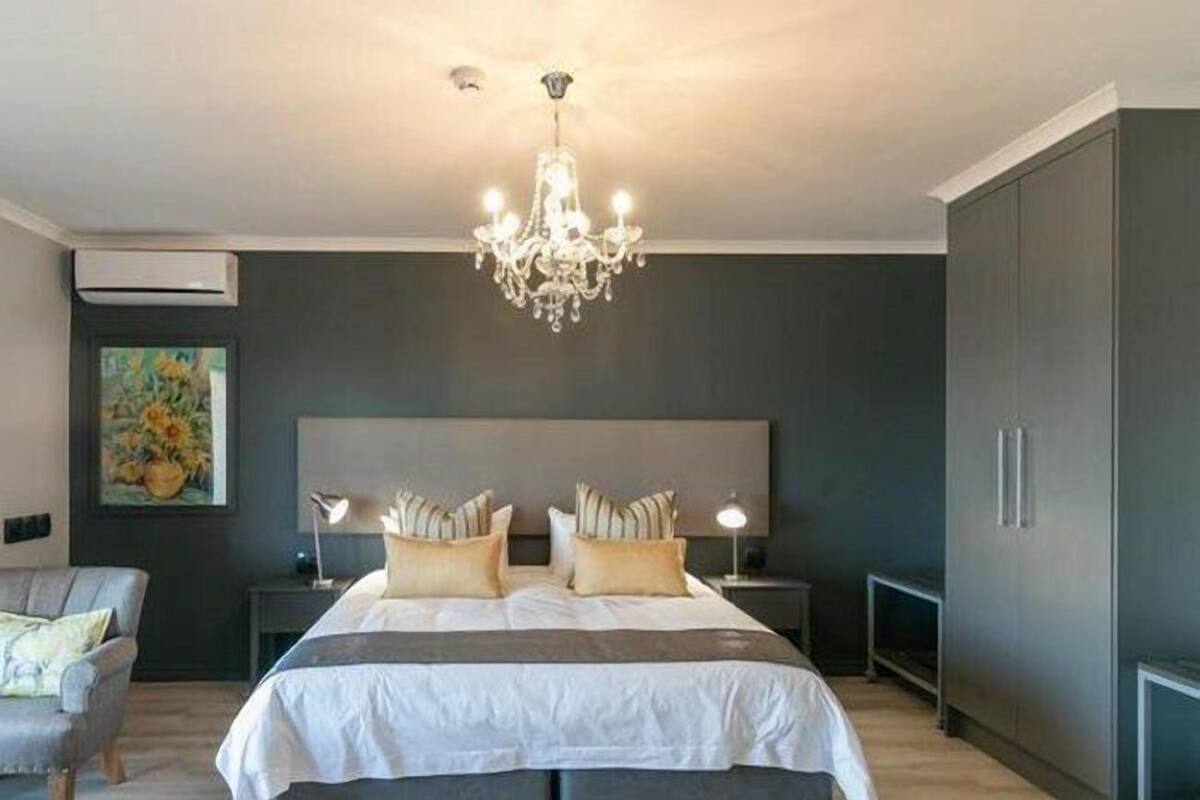 Luxury Room | WiFi (free), bed sheets