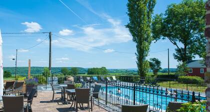 Luxury chalet (6p) in beautiful Voerstreek on cozy campsite