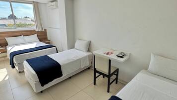 Perhehuone | Työpöytä, äänieristys, silitysrauta/-lauta, ilmainen Wi-Fi