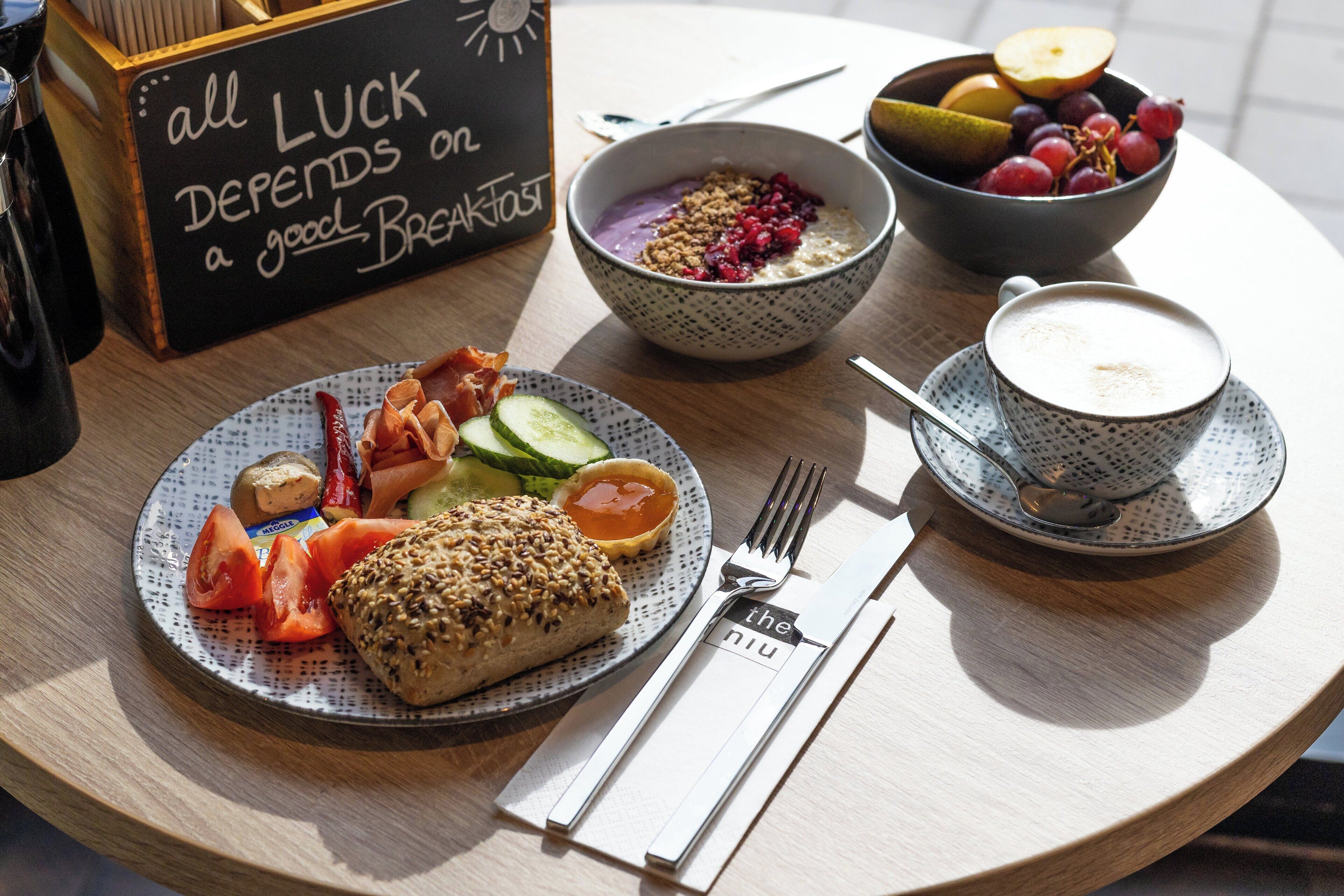 daily to-go breakfast (eur 19 per person)