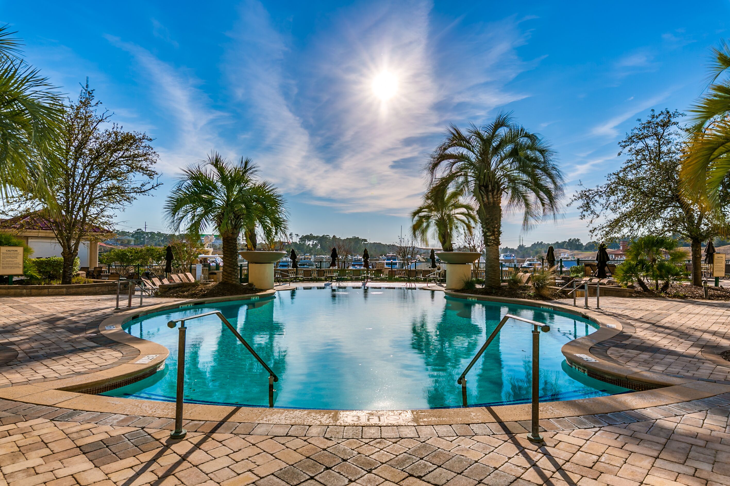 Piscina coperta, una piscina riscaldata