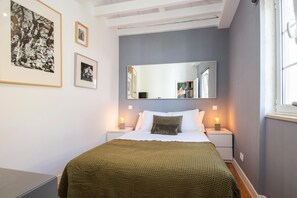 2 bedrooms, blackout curtains, free WiFi, bed sheets - Alfama Original by Apartments Alfama (Lisbon)