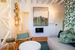 Exclusive Apartment, 2 Bedrooms | Living area | Flat-screen TV - Alfama Original by Apartments Alfama (Lisbon)