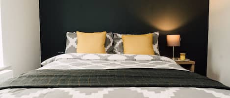 2 bedrooms, individually decorated, individually furnished, desk