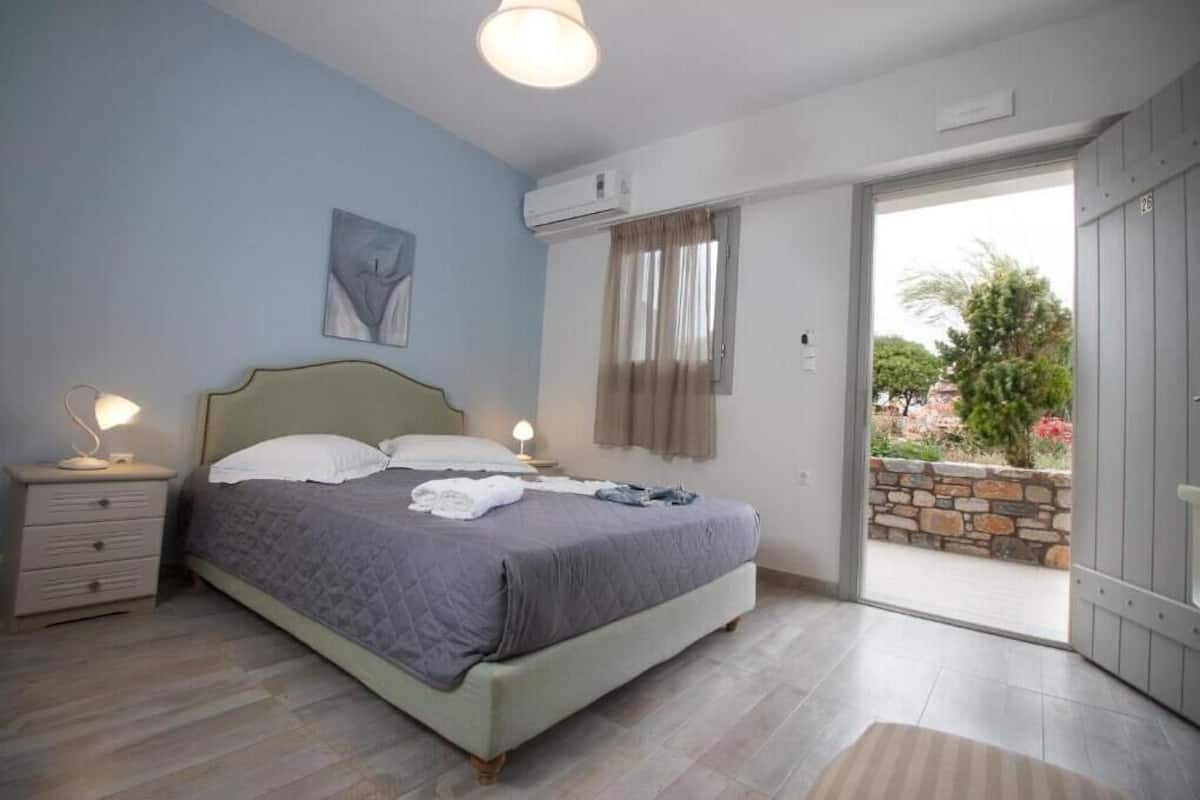 Apartamento Confort, vistas al jardín | 1 dormitorio, ropa de cama de alta calidad, decoración individual