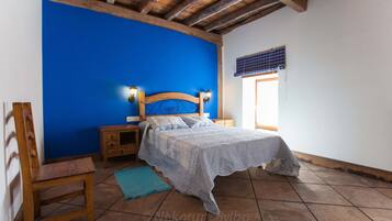 Habitación estándar doble | Escritorio, wifi gratis, ropa de cama