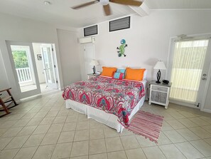 3 chambres, fer et planche à repasser, Wi-Fi gratuit, draps fournis
