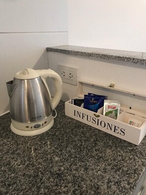 Kahvia ja/tai kahvinkeitin