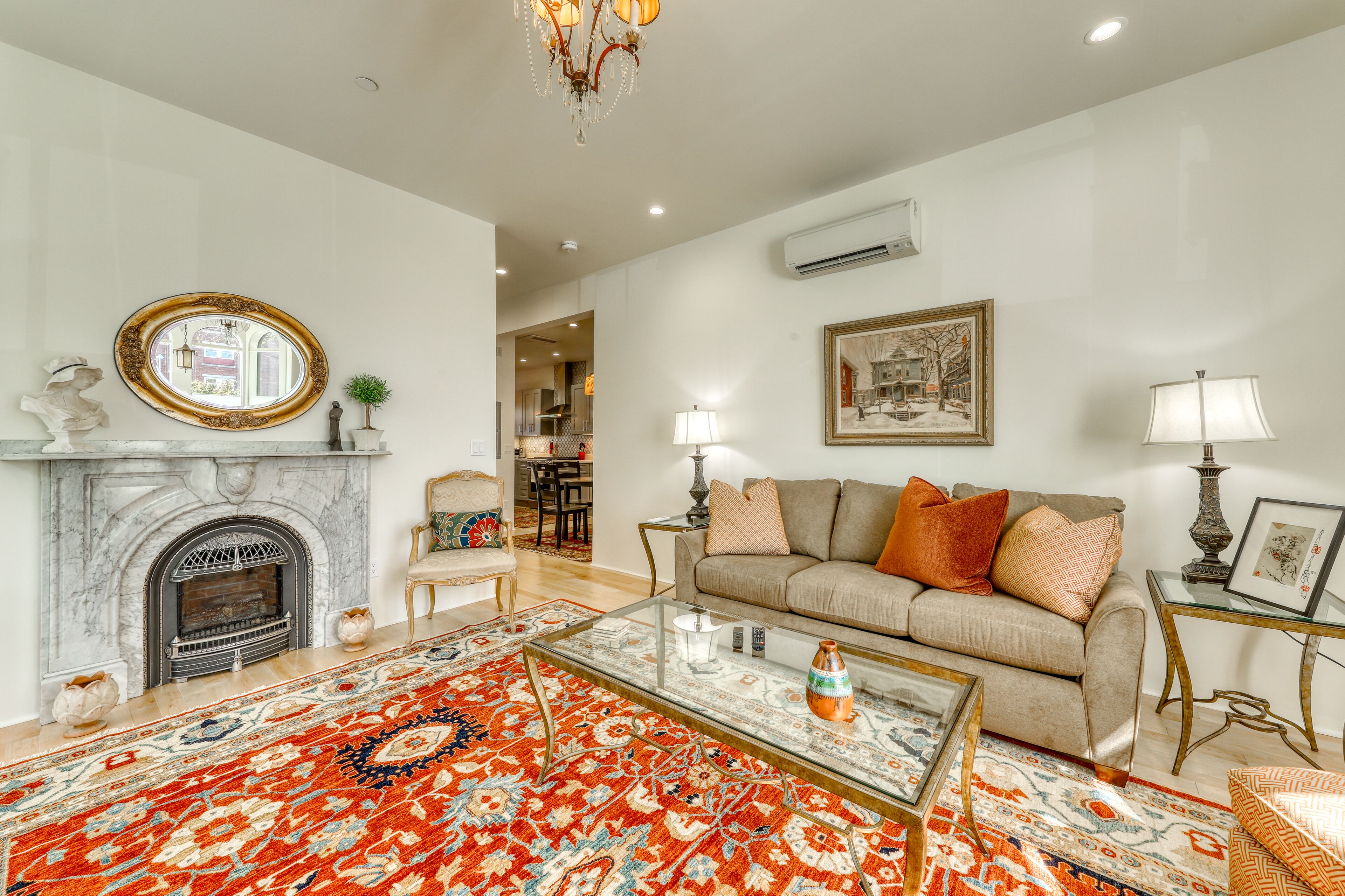 Elegant condo - walk to Portland's best restaurants & Old Port