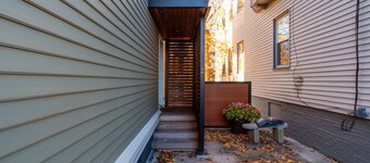 Elegant condo - walk to Portland's best restaurants & Old Port