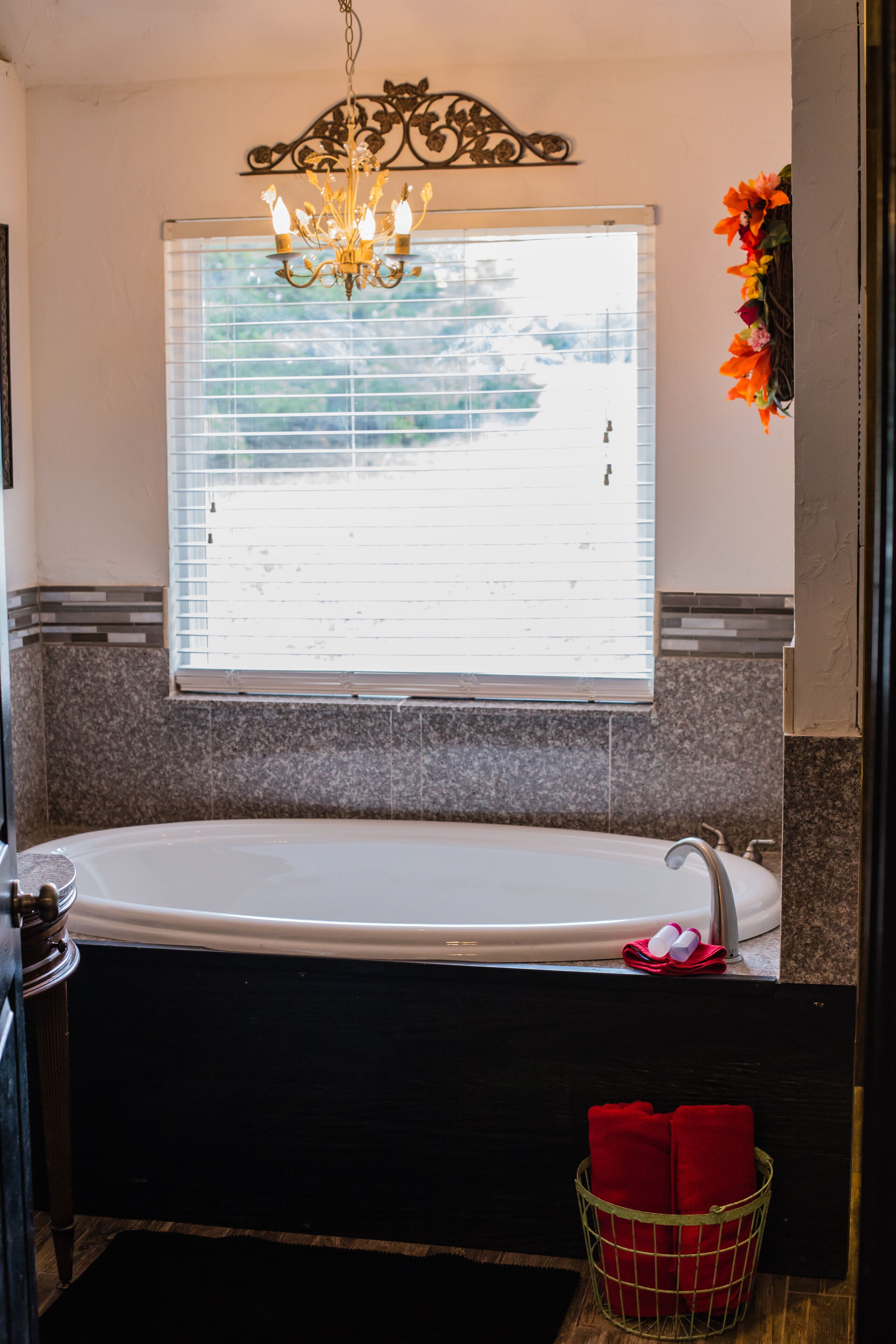 Private luxury adults only  romantic retreat cottages