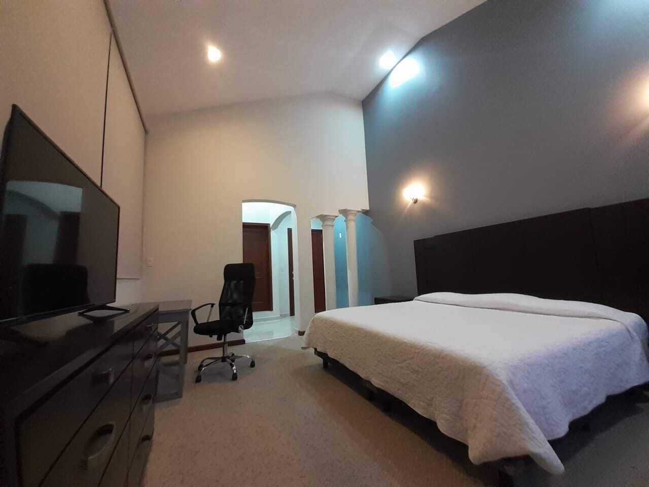 comfort room, 1 queen bed | blackout curtains, soundproofing, iron/ironing board, free wifi