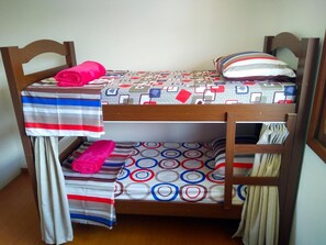 Free WiFi, bed sheets