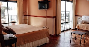 Superior Triple Room | 1 bedroom, in-room safe, free WiFi, bed sheets