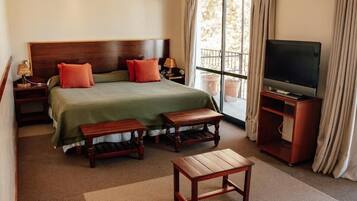 Caja de seguridad en la habitación, wifi gratis y ropa de cama