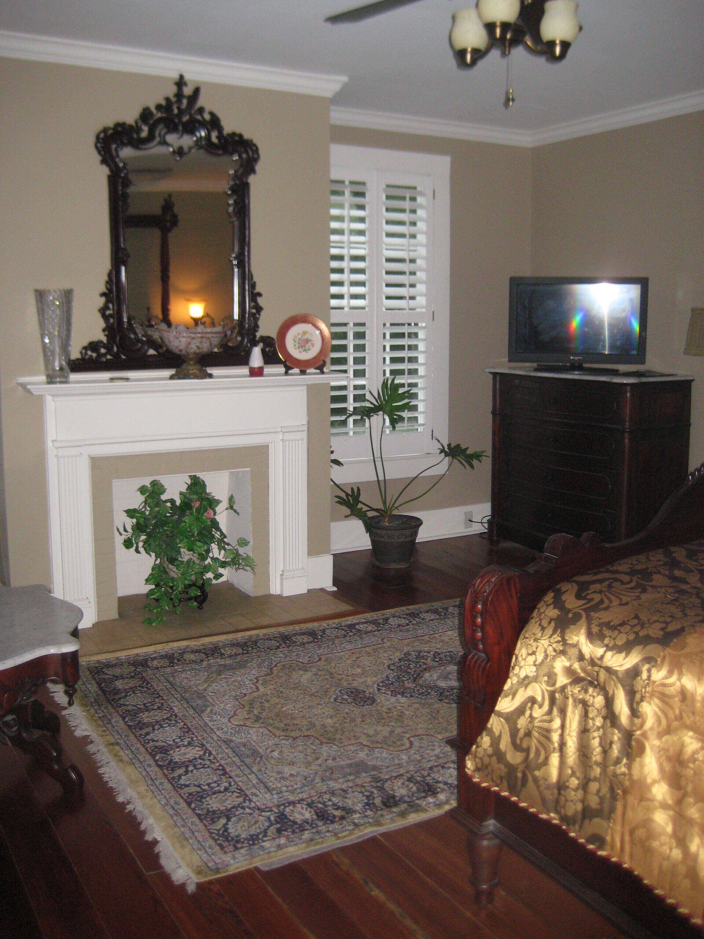 The Fairfax House B & B