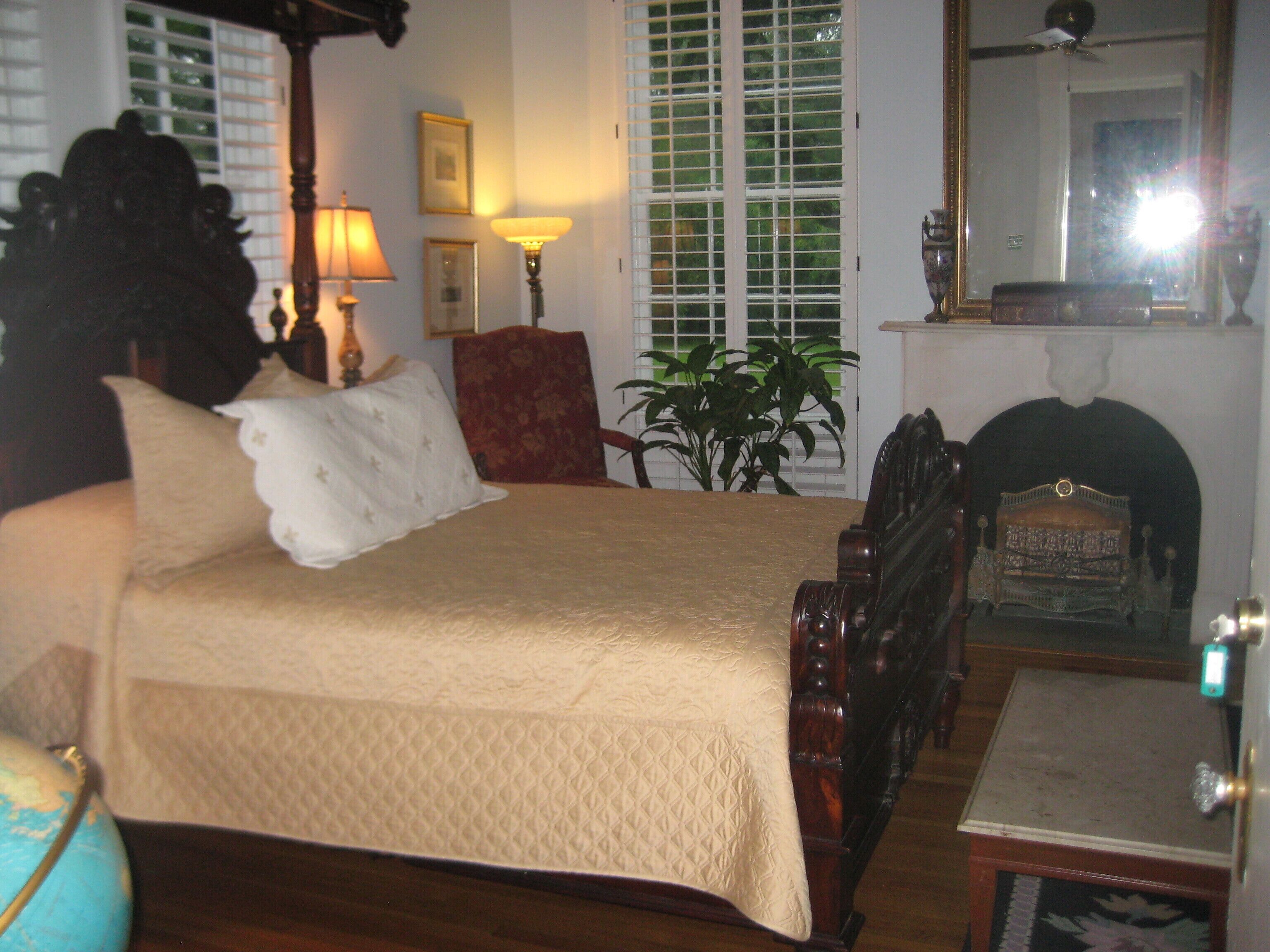 The Fairfax House B & B