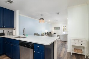 Interior - Southern Comfort - Walk to any Ole Miss Experience (Oxford)