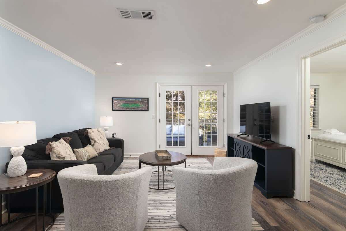 Smart TV, offices