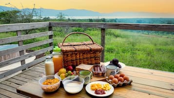 Daily self-service breakfast for a fee