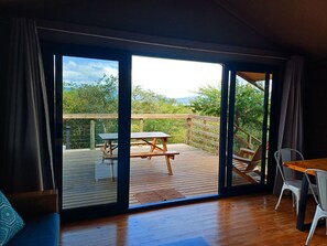 Luksus-telt - 2 soveværelser | Terrasse/gårdhave