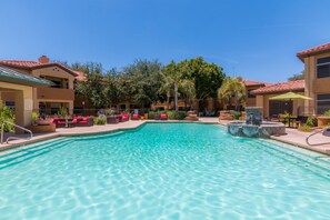 Luxury Condo, 2 Bedrooms, 2 Bathrooms | Outdoor pool | Outdoor pool, free cabanas, pool umbrellas - Executive King, Close to Shops, Dining, Golf w Parking 1064 (Scottsdale)