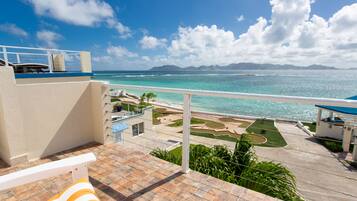 Family Villa, 3 Bedrooms, Ocean View | Beach/ocean view