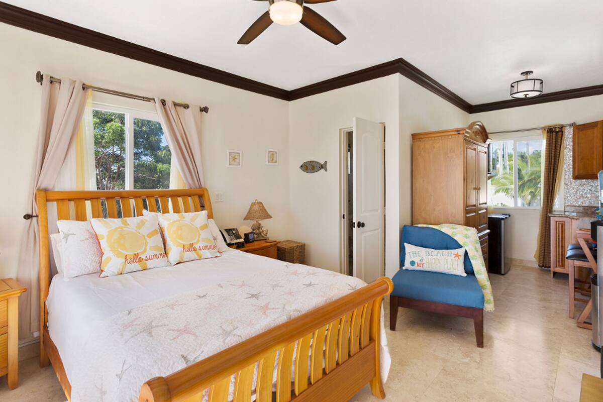Grand Villa, 1 King Bed, Ocean View