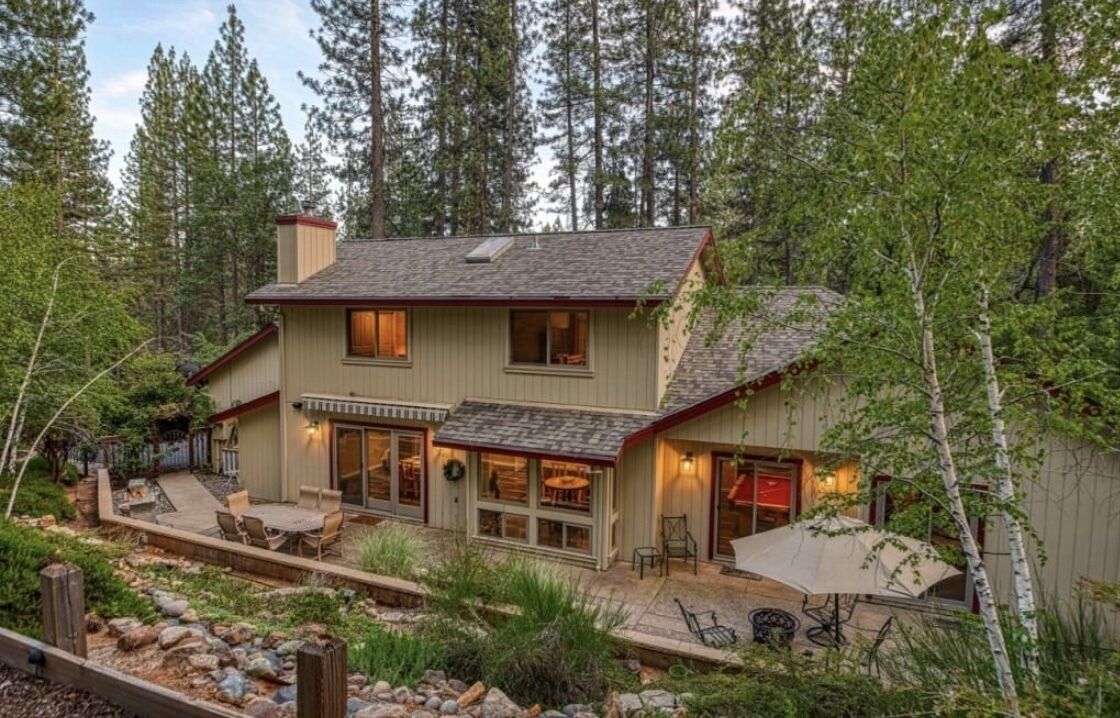 Marty's Place is a Beautiful Mountain Lodge