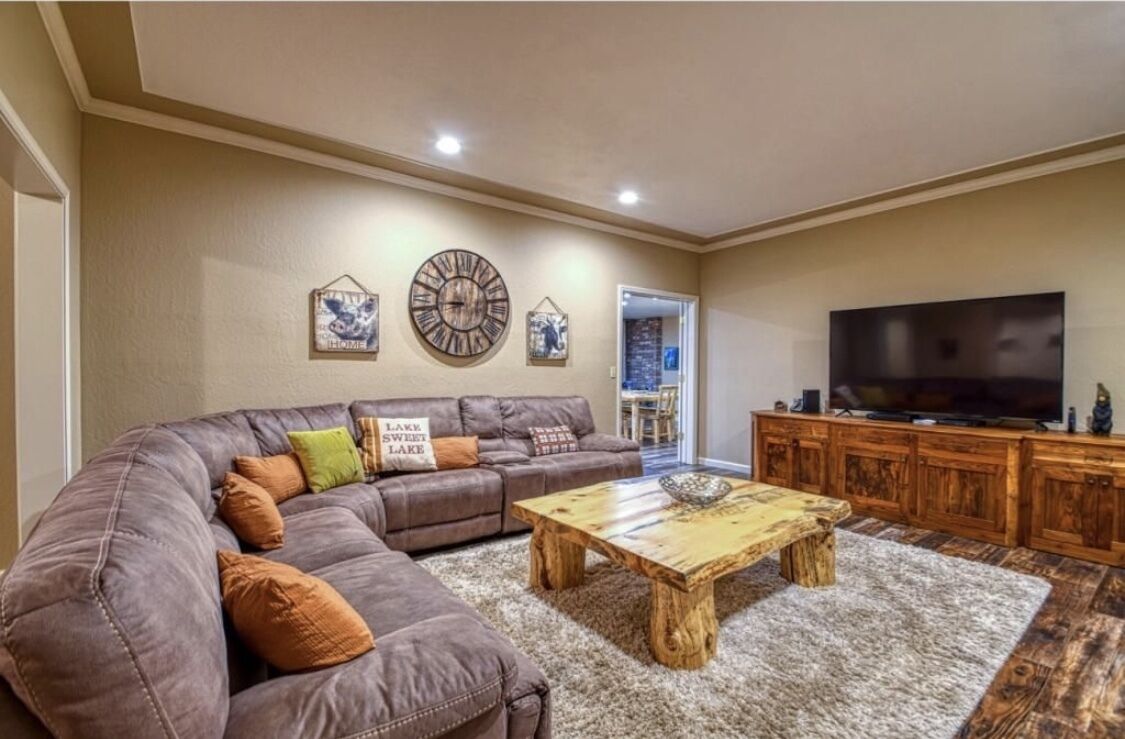 Marty's Place is a Beautiful Mountain Lodge