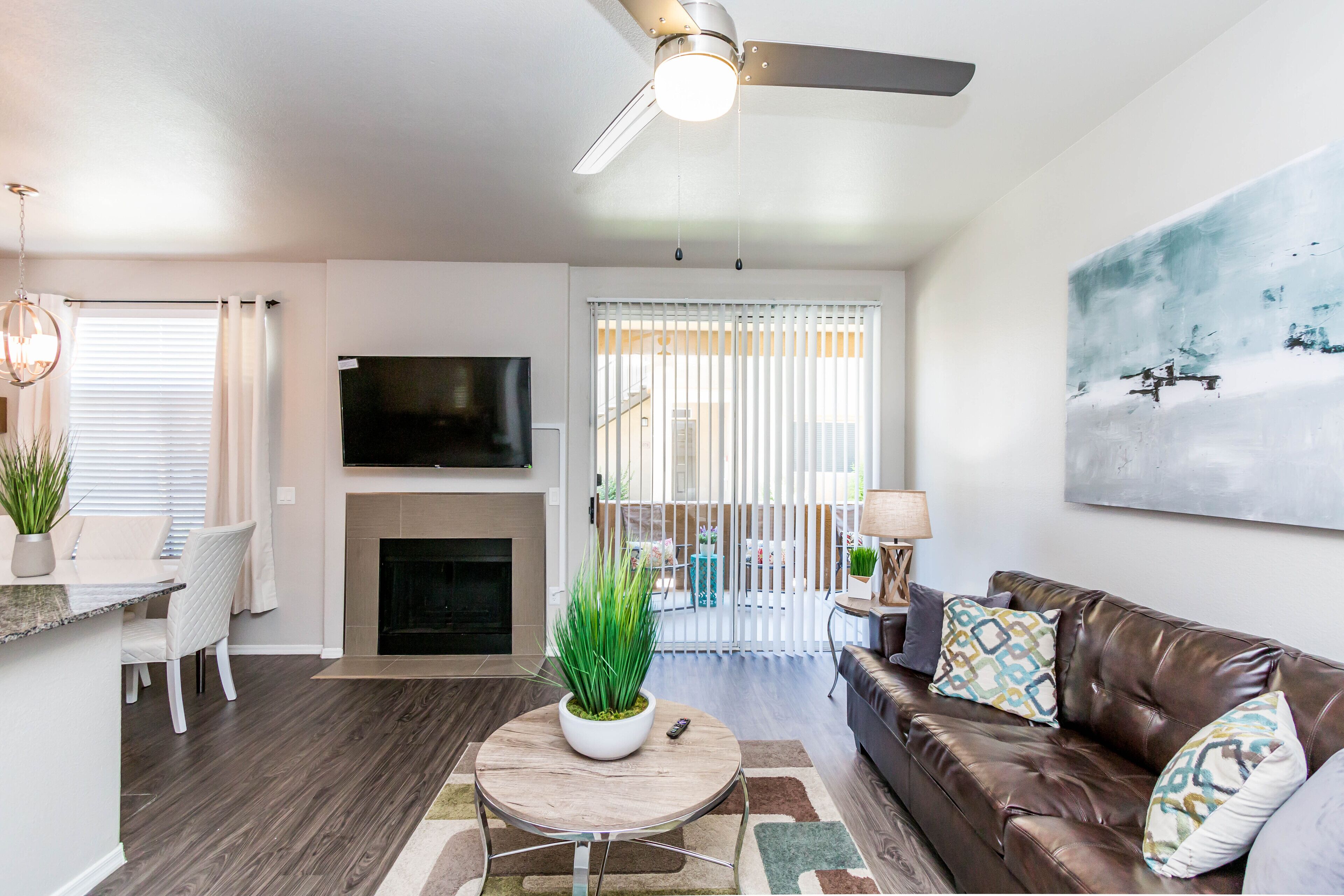 Executive 3 BR King, Close to Kierland & TPC w Parking 1025