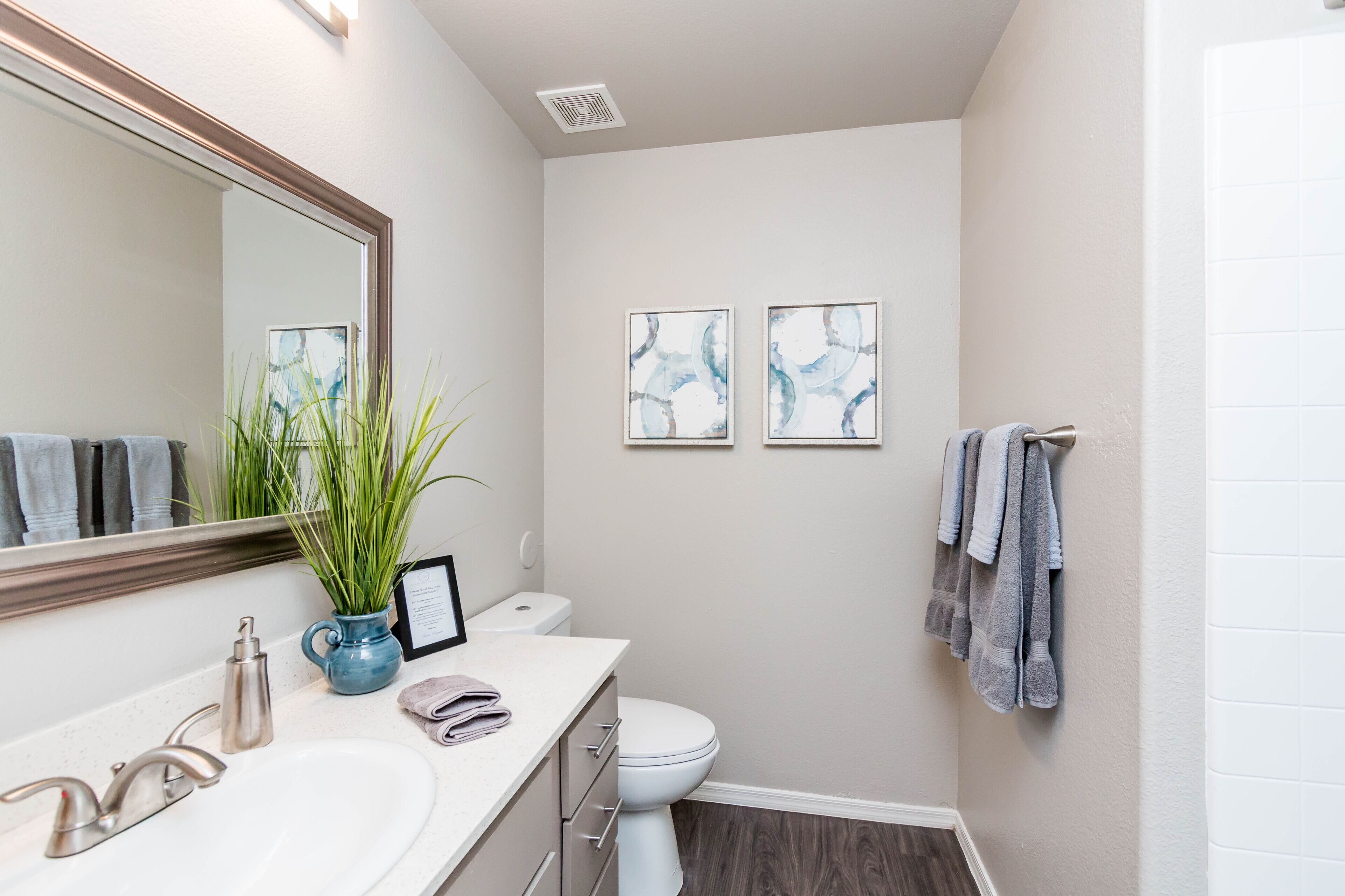 Executive 3 BR King, Close to Kierland & TPC w Parking 1025