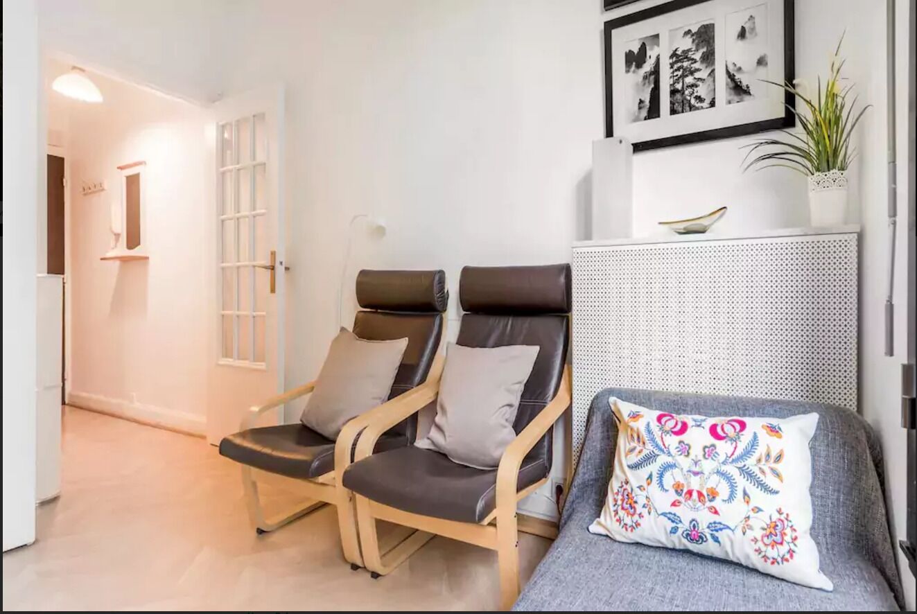 Romantic Garden view near Champs-Elysées