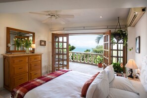 2 makuuhuonetta, silitysrauta/-lauta, ilmainen Wi-Fi, vuodevaatteet