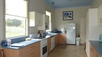Fridge, microwave, dishwasher