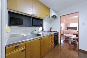 Apartemen, 1 kamar tidur | Dapur pribadi | Lemari es, microwave, kompor, dan ketel listrik